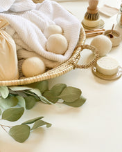 Load image into Gallery viewer, Dryer Balls