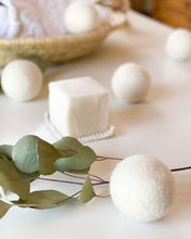 Load image into Gallery viewer, Dryer Balls