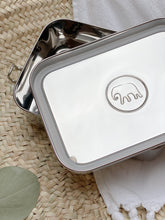 Load image into Gallery viewer, Elephant Box