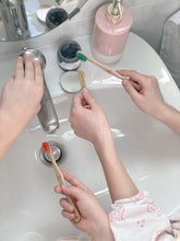 Load image into Gallery viewer, Toothbrushes