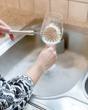 Load image into Gallery viewer, Dish Brush